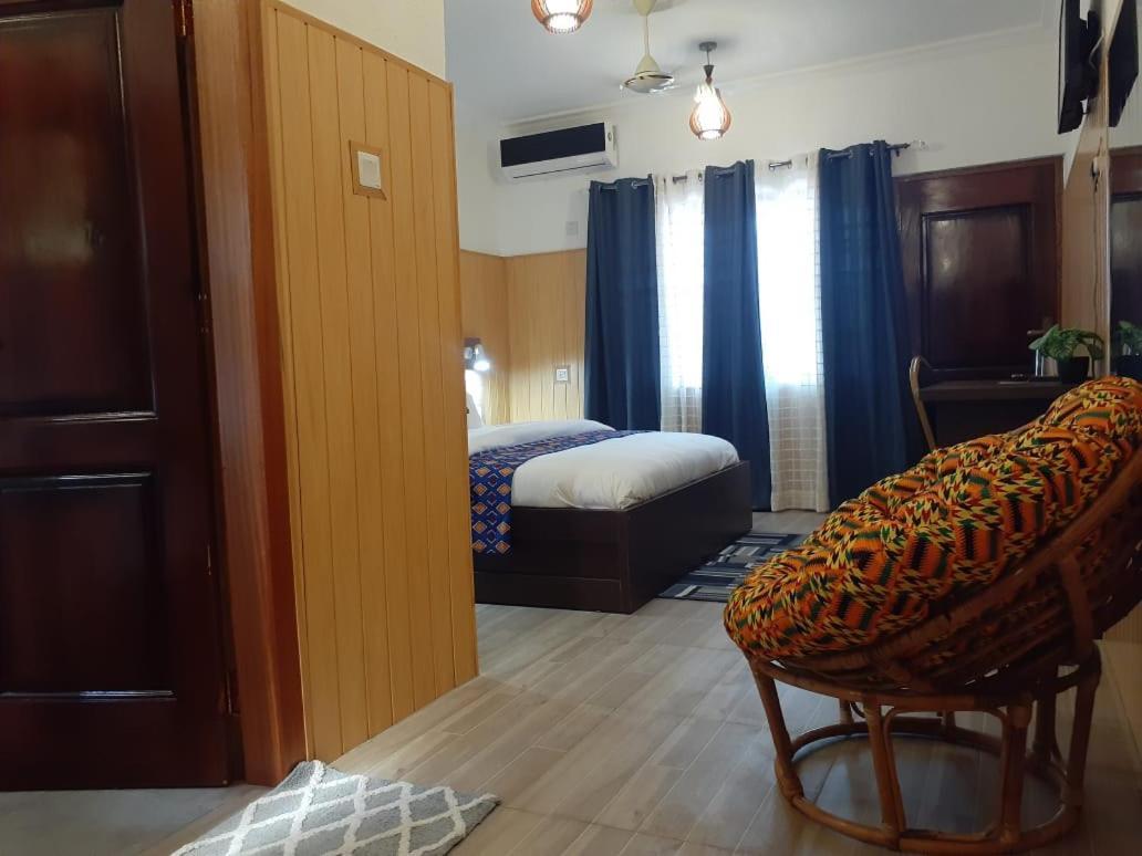 Hans Cottage Botel Кейп-Кост Екстер'єр фото